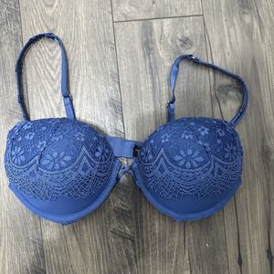 VICTORIA'S SECRET NAVY LACE PUSH UP UNDERWIRE BRA SIZE 34C